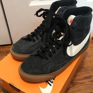Nike Blazer Mid